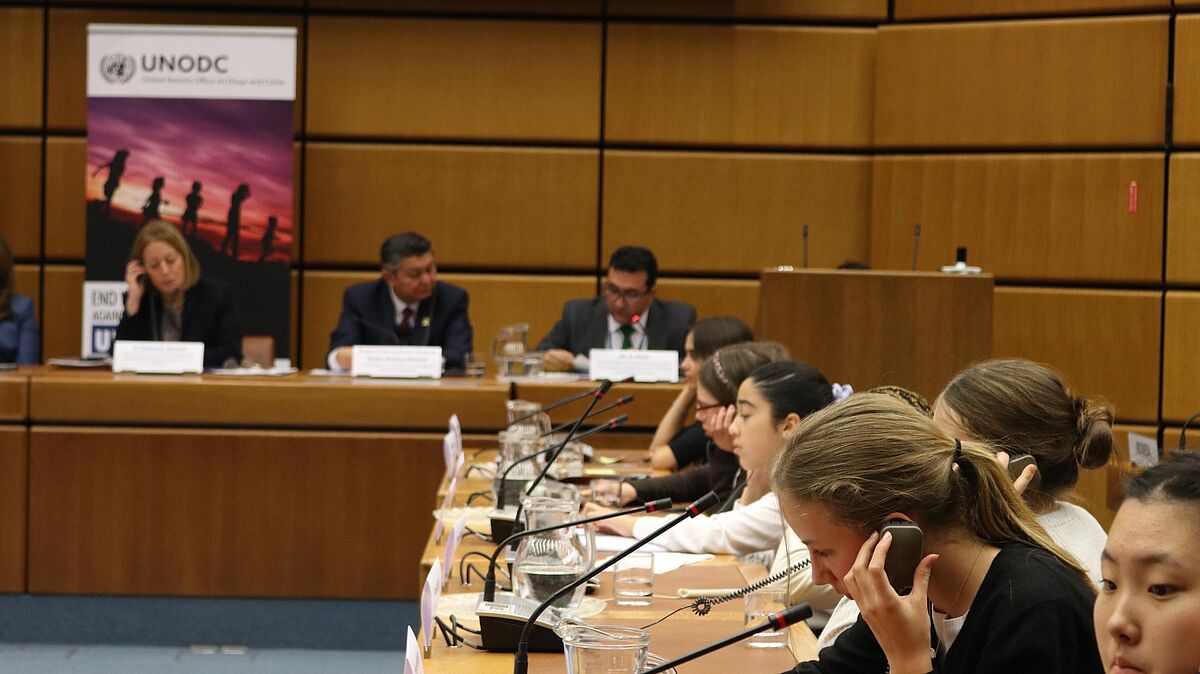 Un Conference Vienna VIS Grade 8 Attend UN Conference - Vienna International School