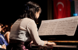 Piano concert at VIS graduation